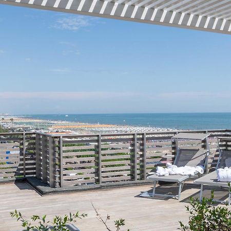 Hotel Kiss Cervia Exterior foto