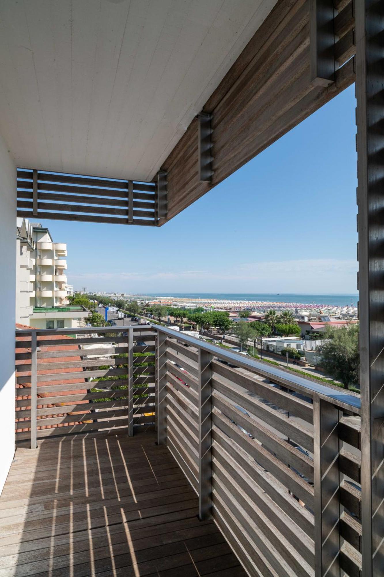 Hotel Kiss Cervia Exterior foto