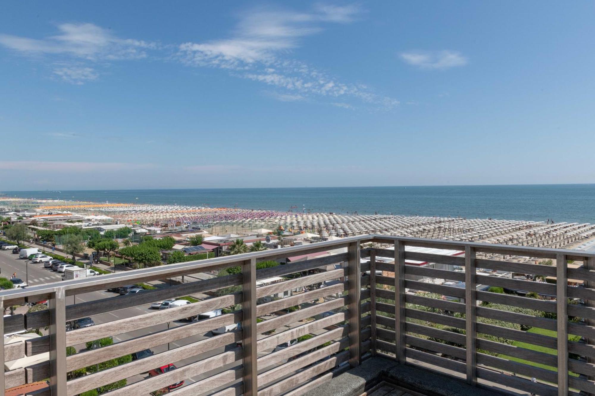 Hotel Kiss Cervia Exterior foto