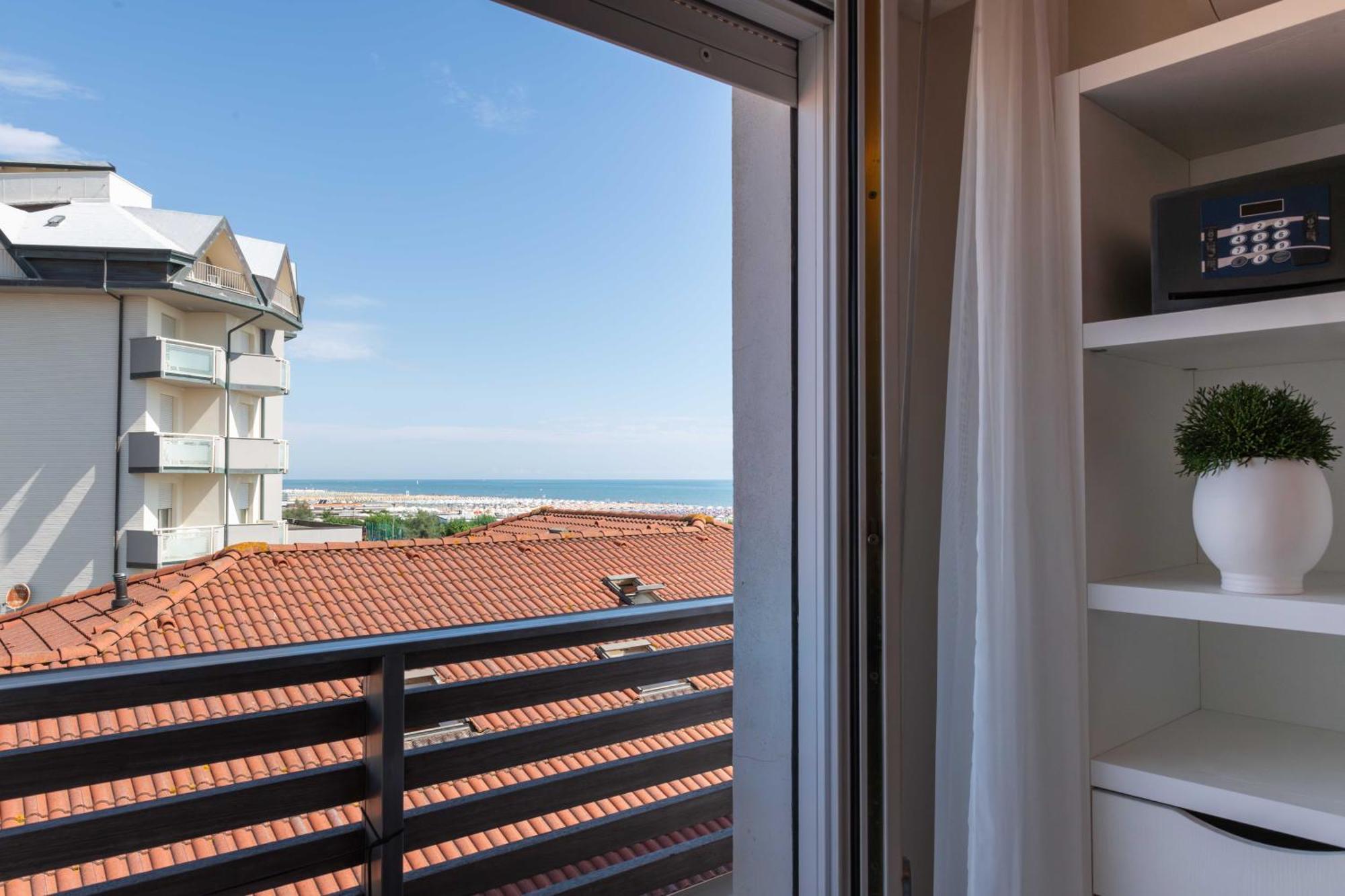 Hotel Kiss Cervia Exterior foto